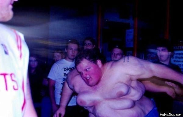 Mosh_Pit.jpg