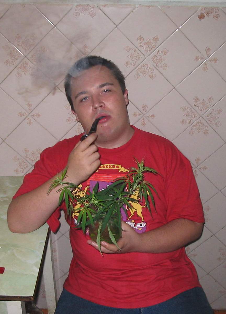 СТАЛИН КУРИТ ПЛАН (=