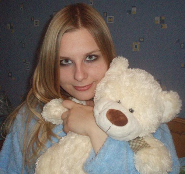 с мишкой)