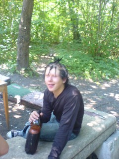 Мама,я нашел где пиво зимовало!