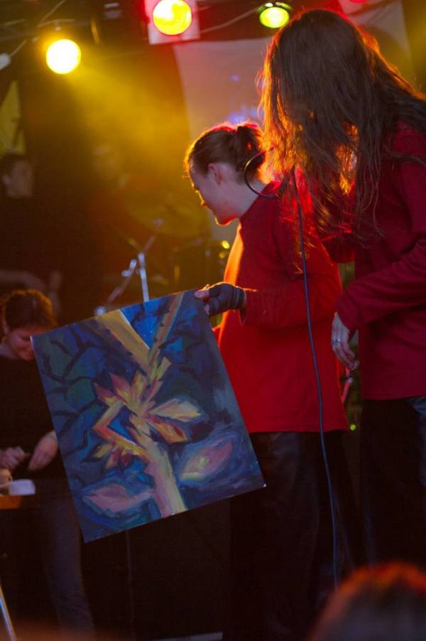 paint_600.jpg