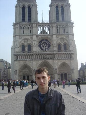 Убитый Я и собор парижской богоматери..